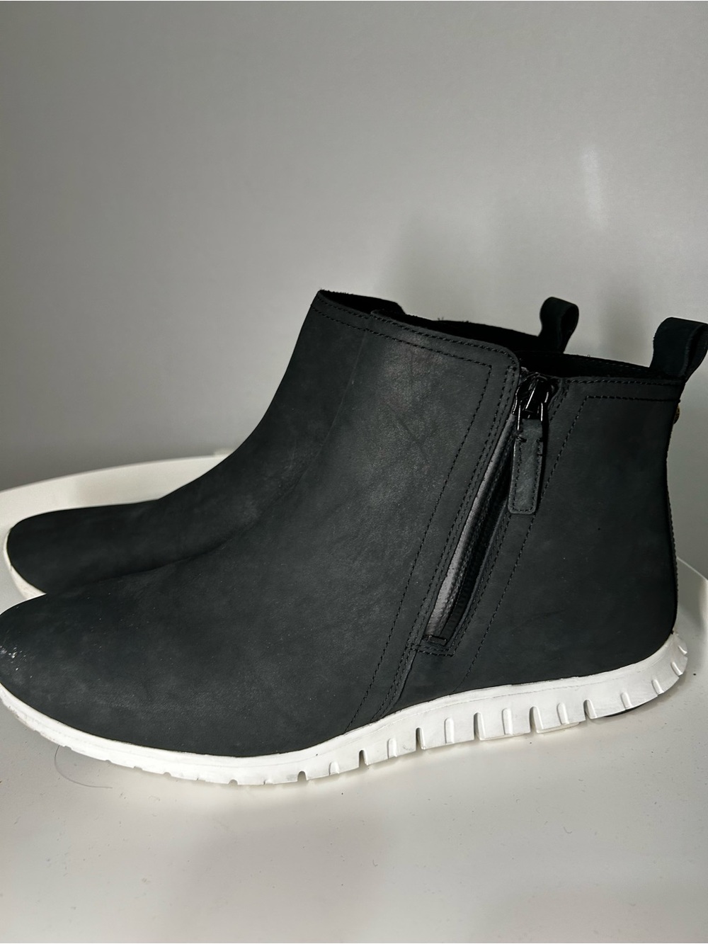 Cole Haan ZERØGRAND Waterproof Black Nubuck Ankle Boots 8.5B - Picture 2 of 7